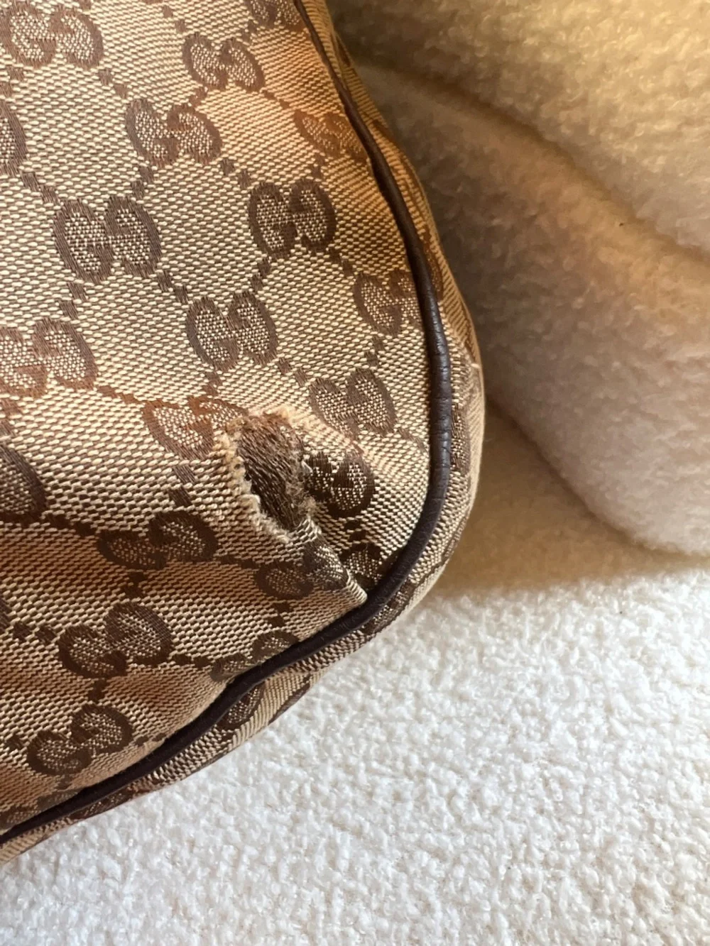 GUCCI Beige/Ebony GG Canvas Dressage Hobo Bag